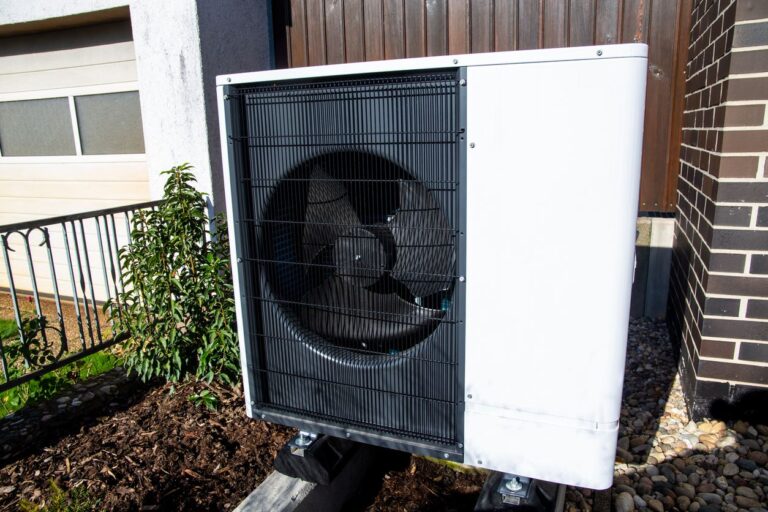 Heat Pump Maintenance Checklist for Optimal Performance in Canada