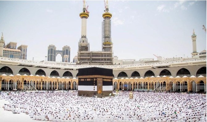 4 Star Umrah Packages 2025