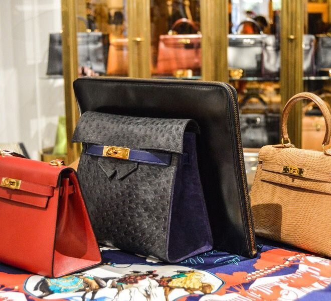 Why Buying Vintage Handbags Online is the Ultimate Style Statement