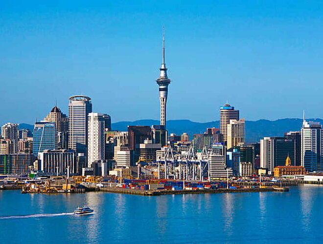 Top 10 Must-See Destinations in New Zealand for First-Time Travelers