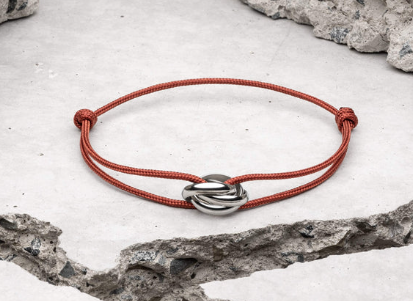 Discover the Elegance of Cassari Bracelets