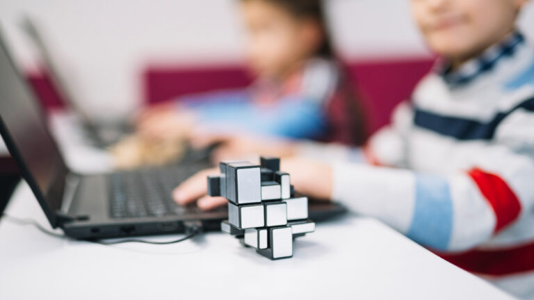 Rubik’s Cube for Kids: A Simple and Fun Guide