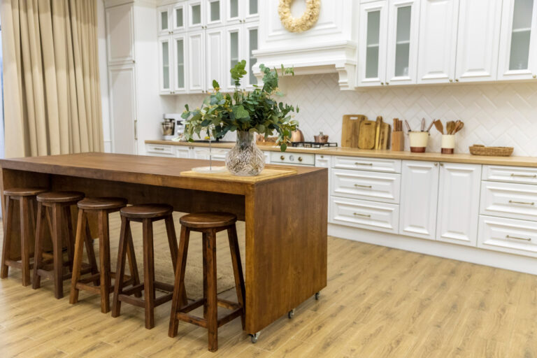 The Top Trends in Kitchen Cabinets That Will Elevate Your Cooking Area