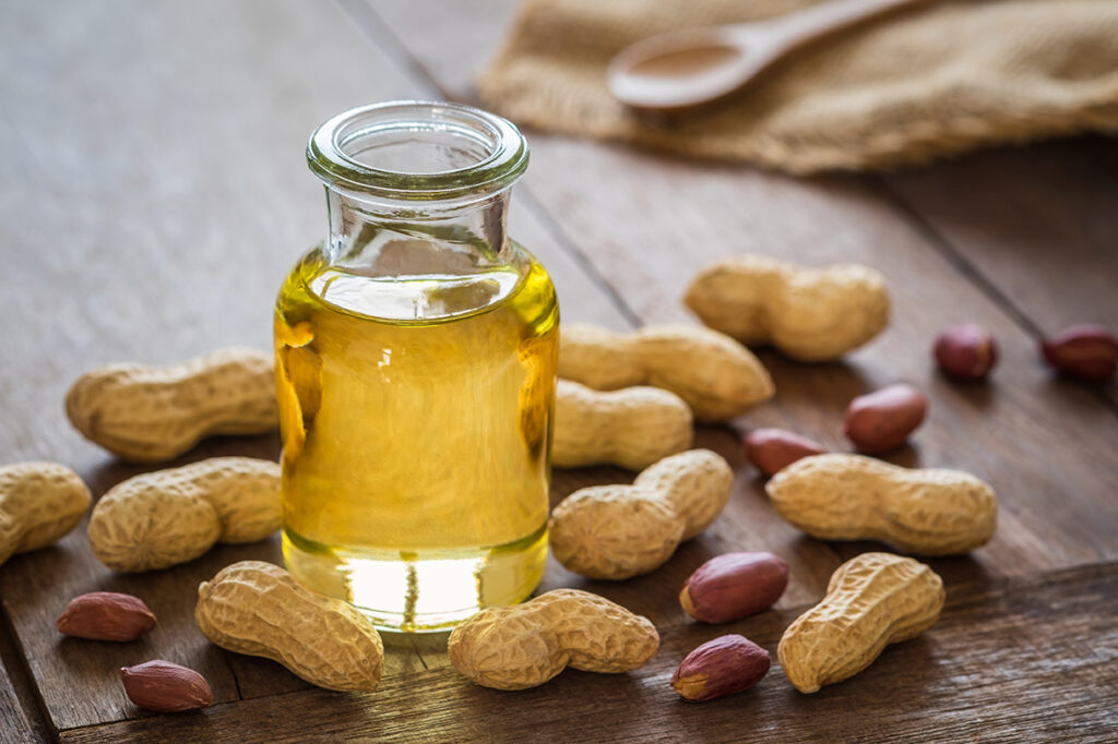 wood cold pressed groundnut oil