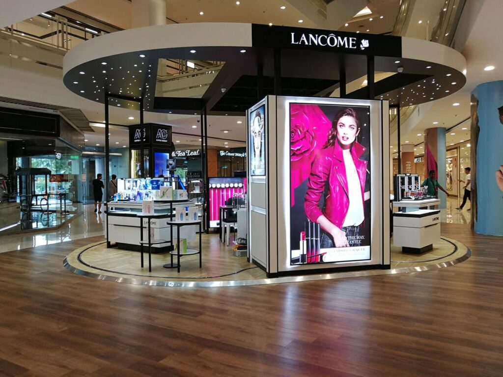 mall kiosk manufacturers in uae