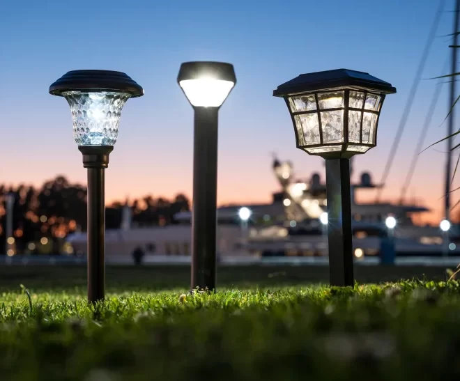 How to Choose Solar Garden Lights for All Seasons