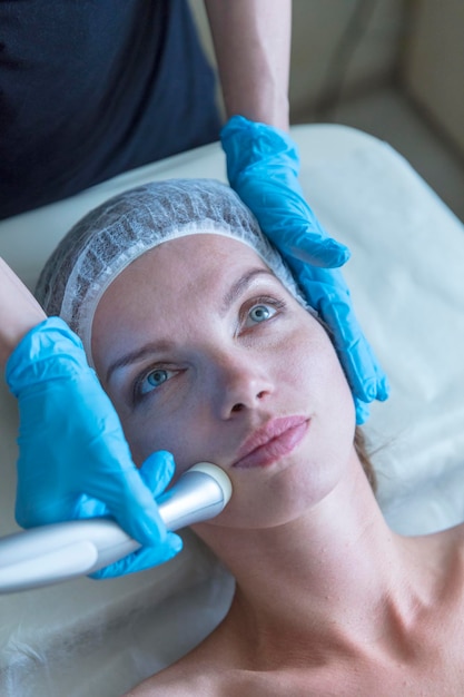 Does HydraFacial Tighten Loose Skin?