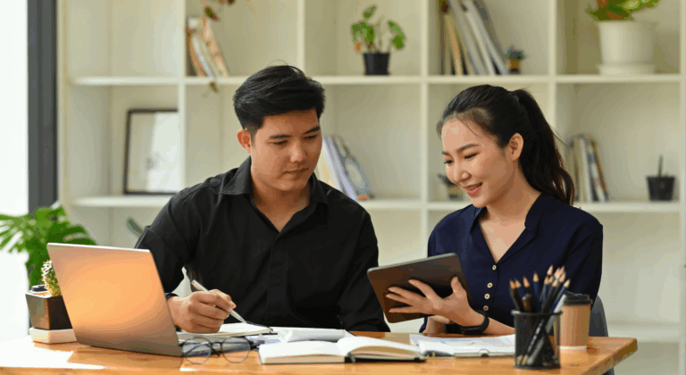 Effective Life Coaching Strategies for Cultivating a Positive Mindset