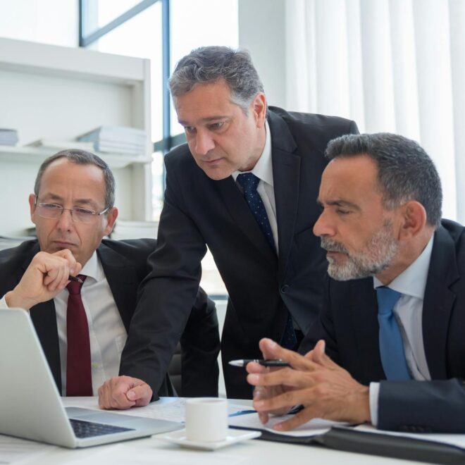 How to Spot a Family Lawyer Who Might NOT Have Your Best Interests at Heart