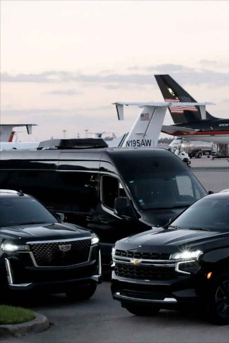 Canadian Black Car: Premier Limo Service in Woodstock, Ontario
