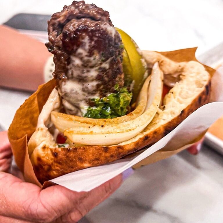 Top 7 Kosher Restaurants in Las Vegas That Deliver to Your Door?