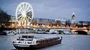 Find Cheap Hotels Online & Book Flights to Paris Today