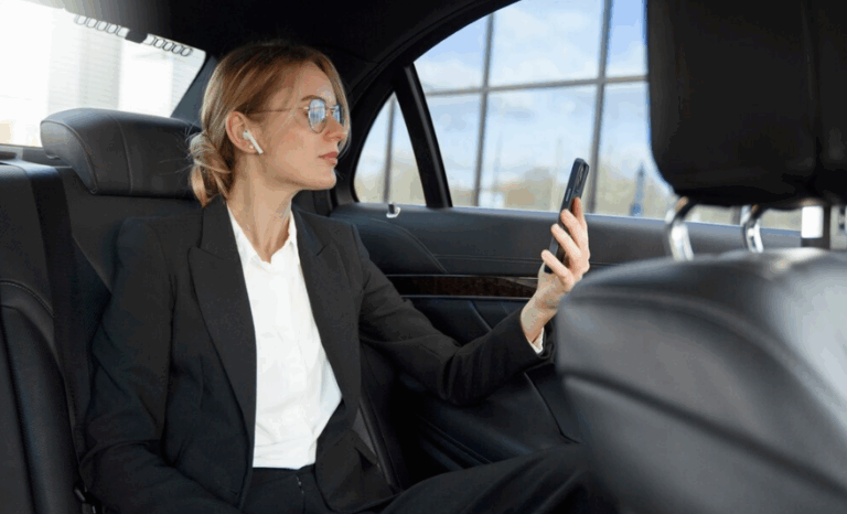 Seamless Gatwick Airport Pickup and Drop-Off: The Ultimate Chauffeur Experience