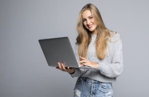 The Growing Trend of Laptop Rentals in Delhi: Why It’s Becoming the Go-To Choice