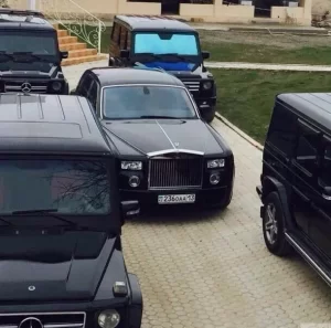 Canadian Black Car: Premium Limousine Service in London, Ontario