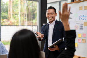 How Leadership Speakers in the Philippines Personalize Their Messages