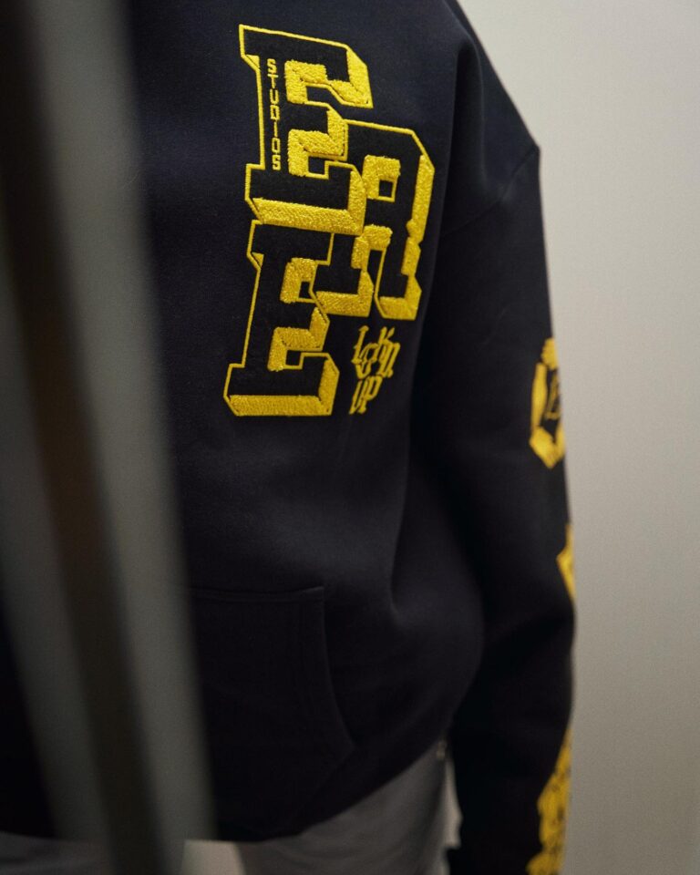 Ere studios clothing is very stylish