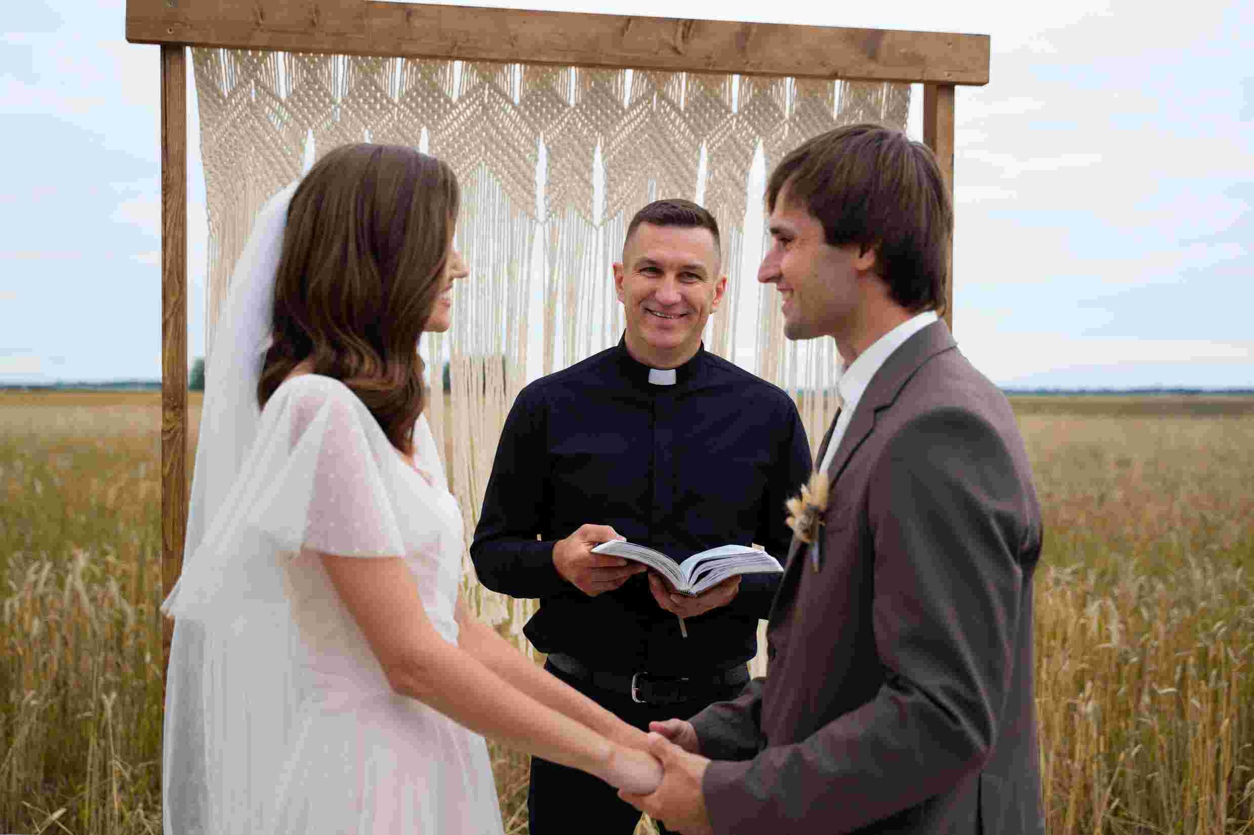 Step-by-Step: How to Become an Ordained Minister and Start Officiating Weddings