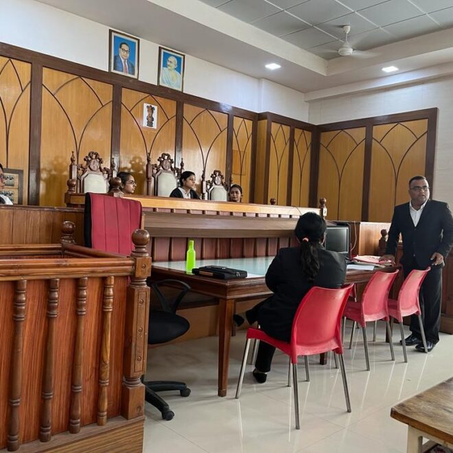 Corporate Law vs. Criminal Law: Which Career Path to Choose?