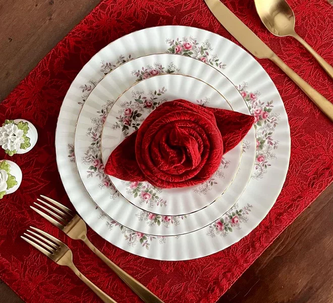 Hosting Dinner? Here’s Why You Should Never Skip the Placemats