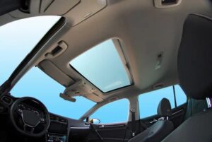 How to Weigh the Pros and Cons of Having a Sunroof in Your Car