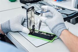 Navigating Phone Repairs in Edinburgh: Expert Tips for a Smooth Experience