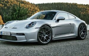 Rent Porsche Dubai with Chauffeur Option