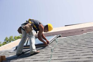 How Do Seasonal Changes Affect Your Roof’s Condition?