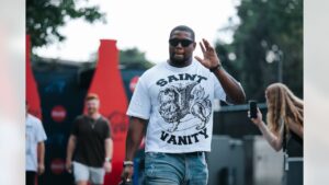 Saint Vanity Clothing : Bold Statement in Modern Fashion