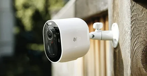 How Smart Security Cameras Help Monitor Your Home Remotely