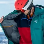 How Waterproof Jackets Help You Stay Warm and Dry Outdoors