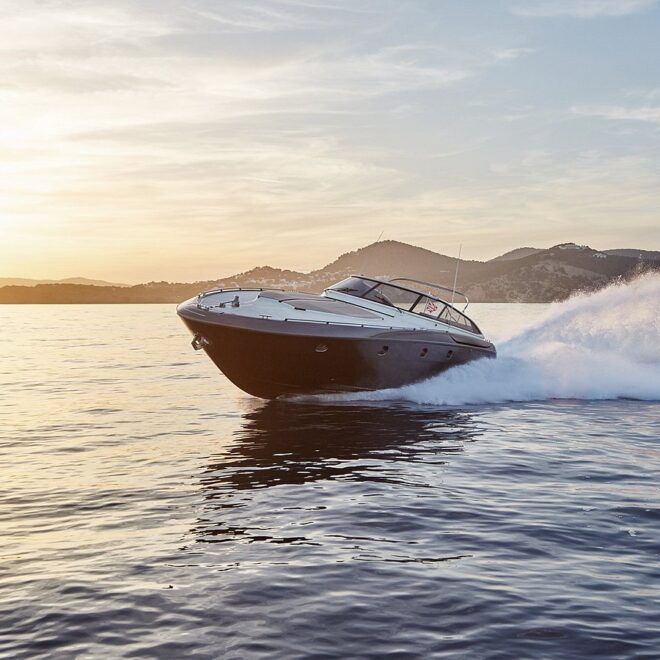Summer 2025: Hottest Boat Rental Trends in Ibiza