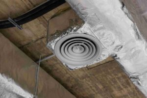 How AC Duct Cleaning Helps Lower Your Energy Bills In Dubai
