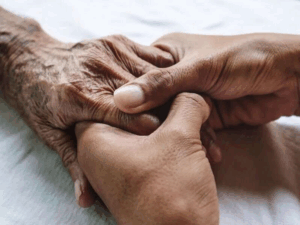 Tips to Consider When Opting Elderly Mobility Assistance at Home!