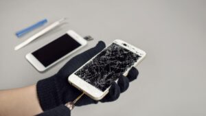 iPhone Screen Repair in Louisville