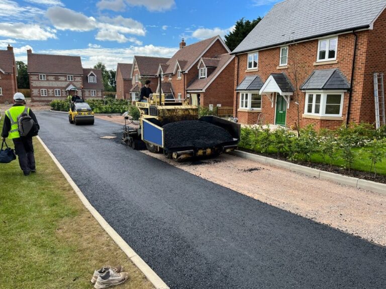 Driveways Wiltshire: Everything You Need to Know Before Installing