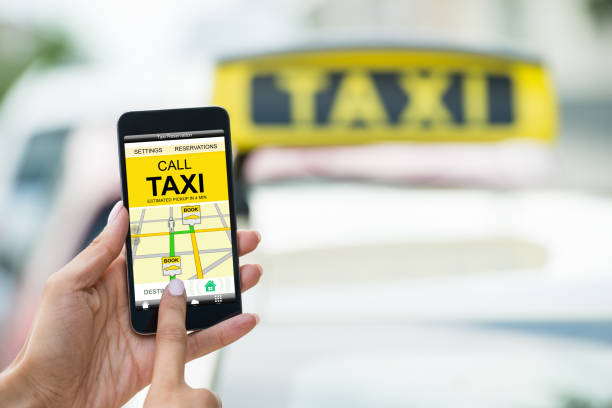 Top 10 Features For An Ideal Taxi Booking App