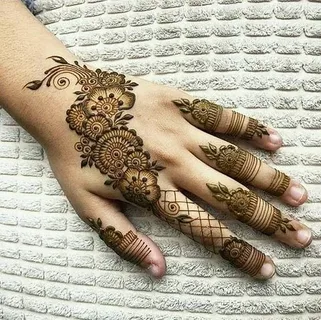 Simple Mehndi Designs That Steal Hearts – Easy & Beautiful Ideas
