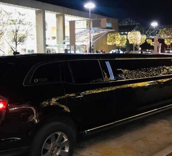Rolls-Royce or Bentley: Chicago’s Ultimate Luxury Ride