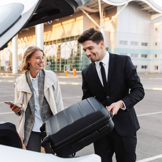 Taxis in Oldham Manchester – Book Local & Airport Rides