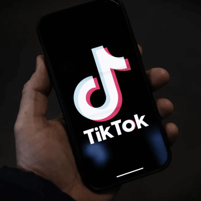 TikTok Outage Sparks Meme Frenzy Across Social Platforms