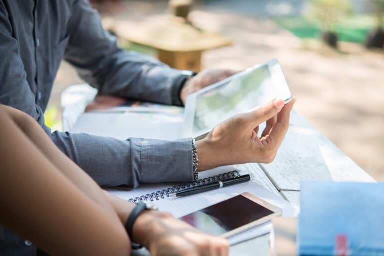Using Pay Stub Data for Strategic HR Decision-Making