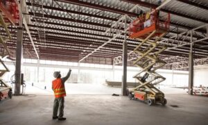The Top 5 Benefits Of Using A Scissor Lift For Height Activities