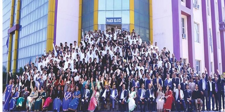 Beyond Degrees: How the Right BBA College Can Shape Your Corporate Breakthrough