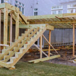 How to Choose the Right Deck Builder for Your Home Project?
