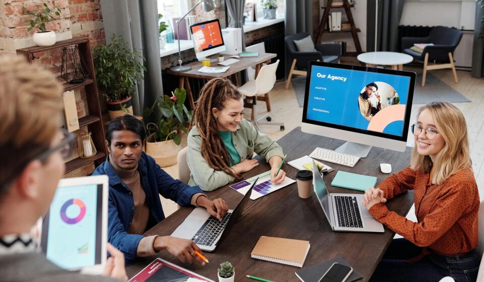 Role of Social Media Marketing Service Providers in Boosting Your Business